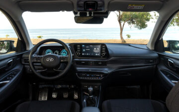 Details Hyundai Bayon Crossover (Model 2024) 